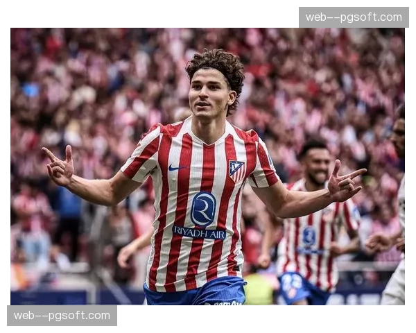 马德里竞技将向阿尔瓦雷斯提供双倍薪资新合同，巴萨面临核心流失风险